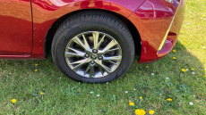 Toyota Yaris 1.5 VVT-i Icon Tech 5dr Petrol Hatchback